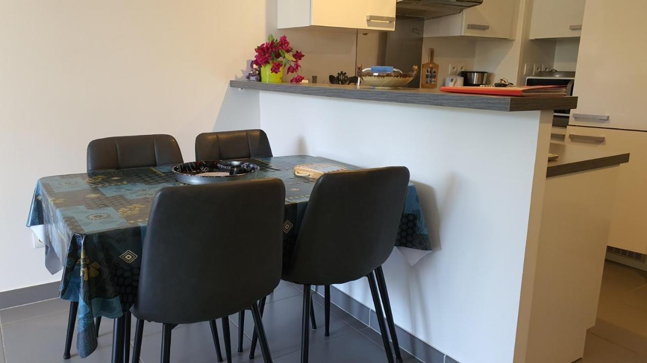 appartement résidence La Plage 4 **** La Londe-les-Maures Extérieur photo