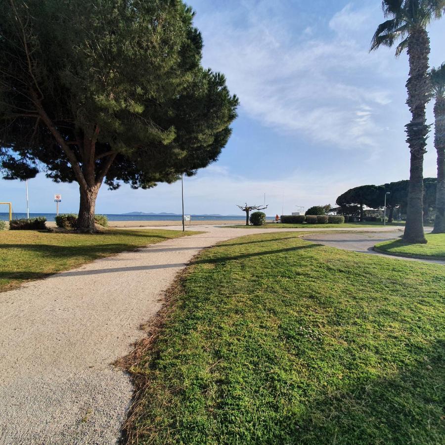 appartement résidence La Plage 4 **** La Londe-les-Maures Extérieur photo