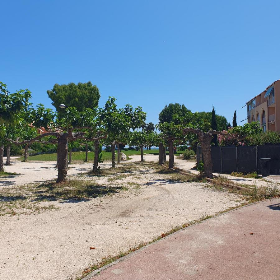 appartement résidence La Plage 4 **** La Londe-les-Maures Extérieur photo
